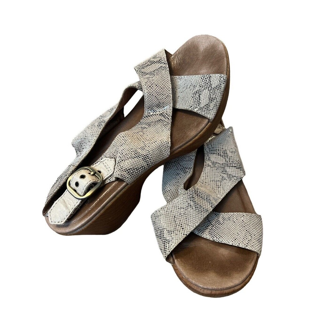 Dansko Jacinda Taupe Snake Print Wedge Sandal‎ Size 41 Platform Shoe